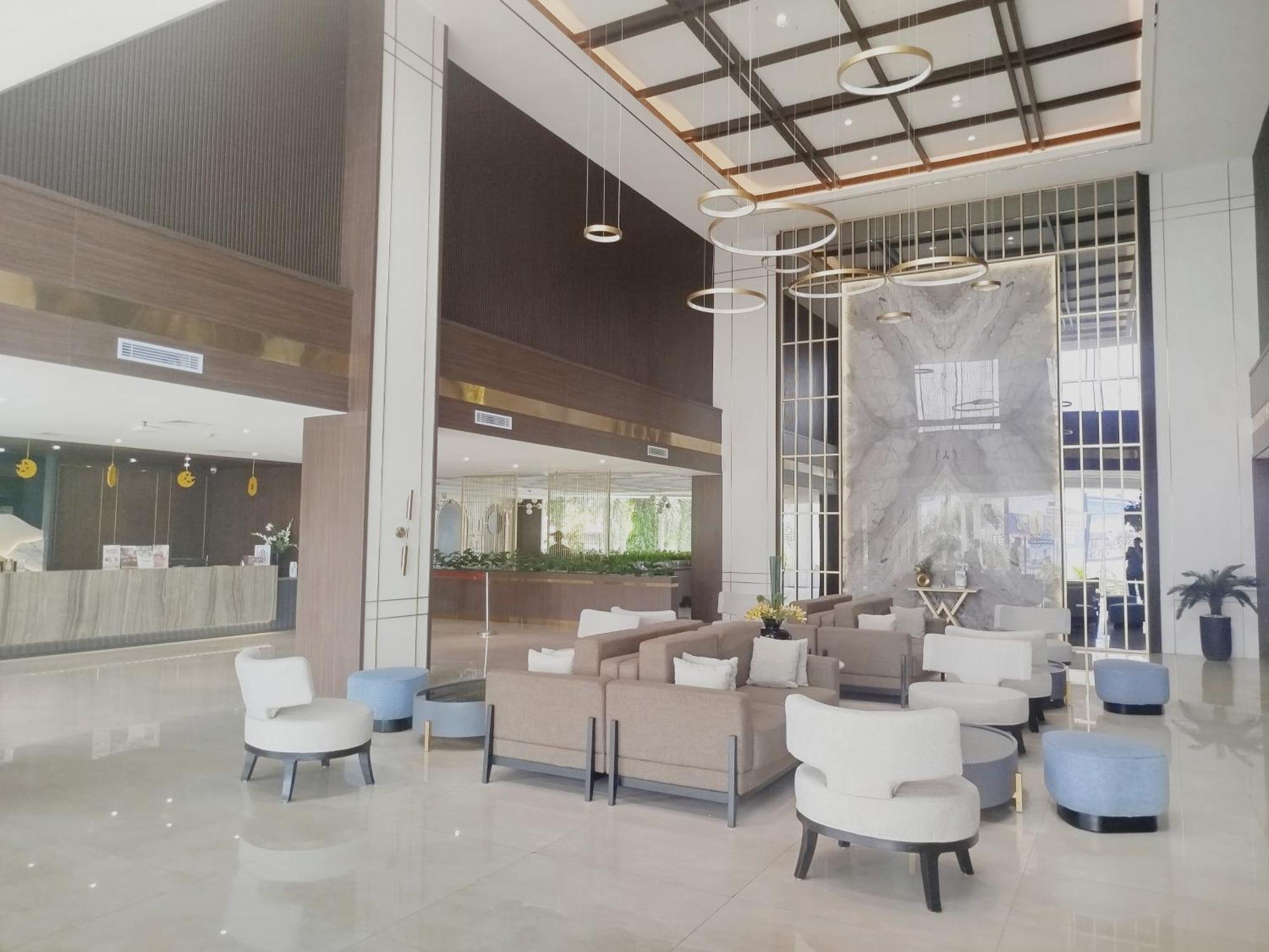 The Sun Hotel Sidoarjo Ngoại thất bức ảnh
