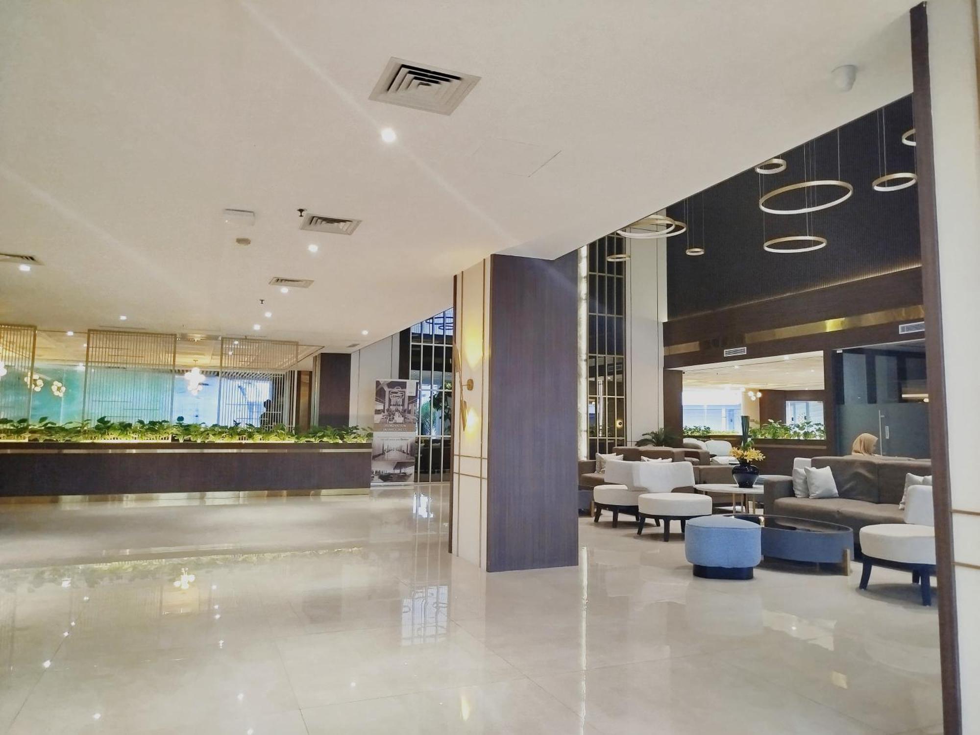 The Sun Hotel Sidoarjo Ngoại thất bức ảnh