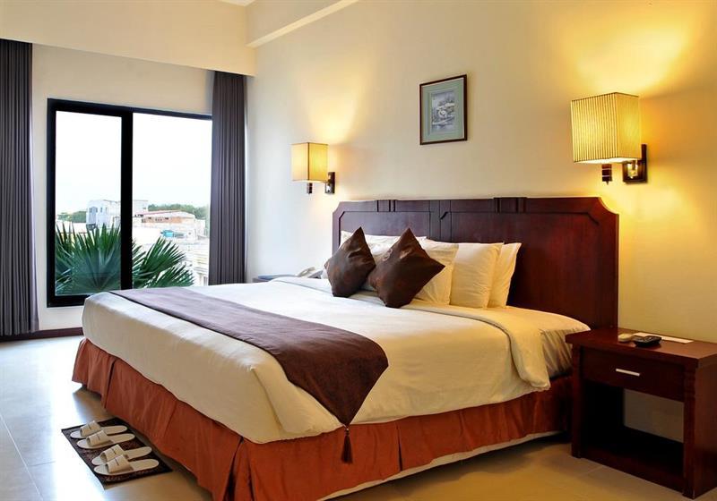 The Sun Hotel Sidoarjo Ngoại thất bức ảnh