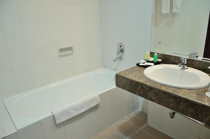 The Sun Hotel Sidoarjo Ngoại thất bức ảnh
