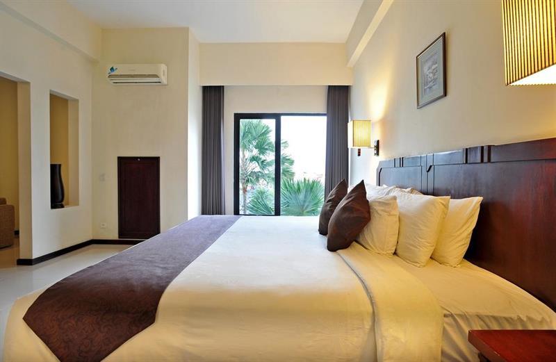 The Sun Hotel Sidoarjo Ngoại thất bức ảnh